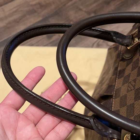 Louis Vuitton Trevi Damier PM - Picture 10 of 16